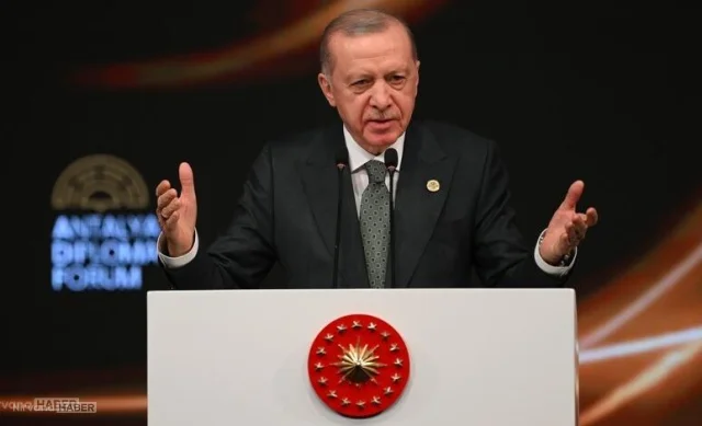 Cumhurbaşkanı Erdoğan: "Dünya istikamet buhranı yaşıyor"