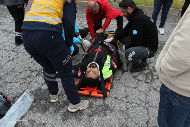 Aksaray’da şaşırtan kaza: Eşinin mesai arkadaşıyla kafa kafaya çarpıştı