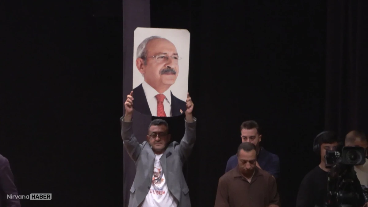CHP'deki "figüran" iddiasına cast ajansından açıklama