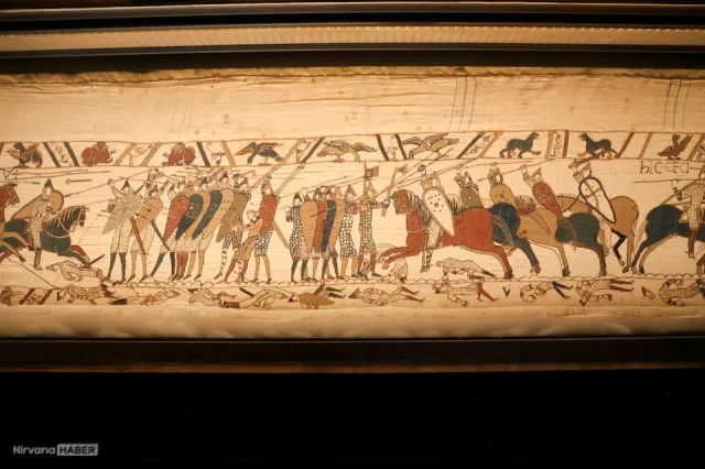 Bayeux Duvar Kilimi yaklaşık 1000 yıl sonra ilk kez İngiltere'ye döndü