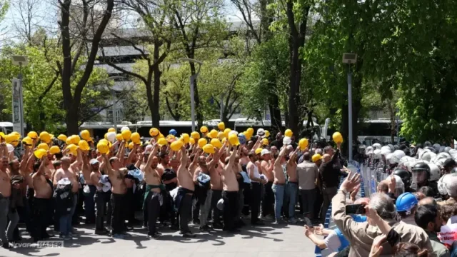 Ankara'da madenci eylemine sert müdahale: Sendika yöneticileri gözaltına alındı