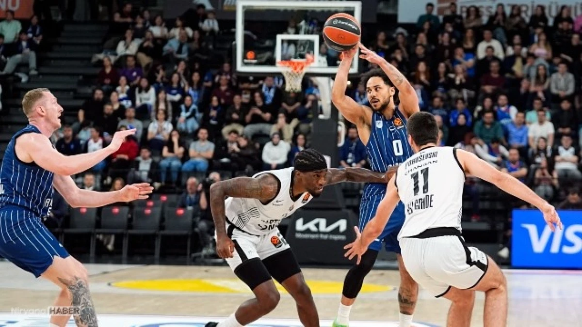 Anadolu Efes Partizan'ı 79-72 mağlup etti