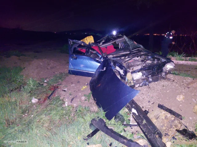 Manisa'da feci kaza: Şarampole yuvarlanan otomobil can aldı
