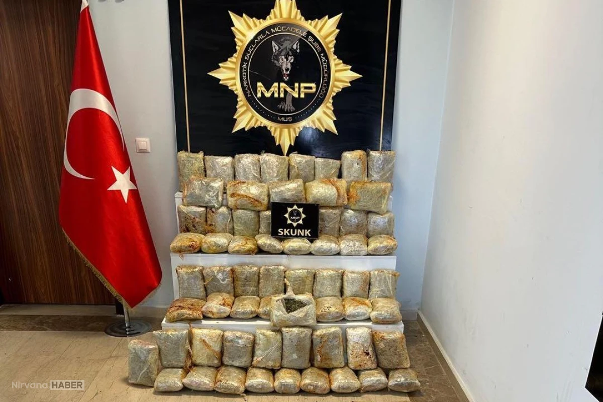 Muş'ta polis operasyonuyla çok sayıda uyuşturucu ele geçirildi