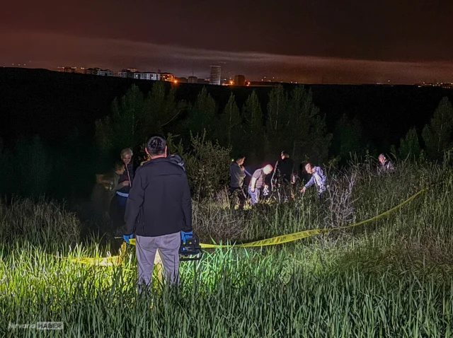 Uşak'ta tarlada boğazı kesilmiş halde erkek cesedi bulundu