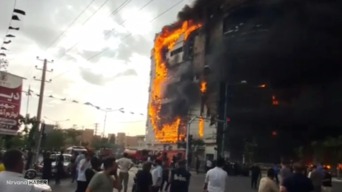 Tahran'da alışveriş merkezinde yangın faciası: 8 ölü 36 yaralı