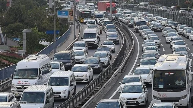 Yola çıkacaklar dikkat: Karayolları kritik güzergahları tek tek sıraladı