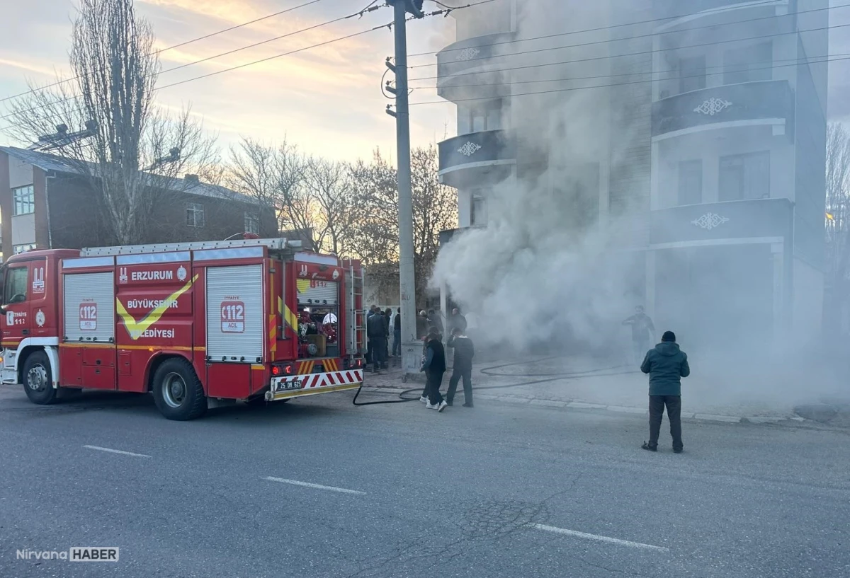 Erzurum’da apartman yangını paniğe neden oldu: Ekipler zamanında müdahale etti