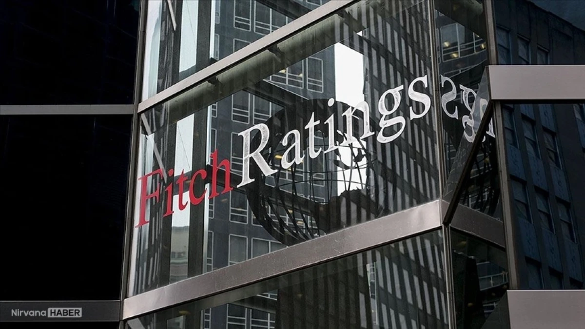 Fitch’ten Türkiye kararı: Kredi notu sabit, görünüm durağana çekildi
