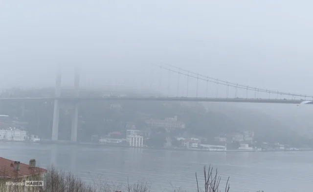 İstanbul'un birçok yerinde sis etkili oluyor