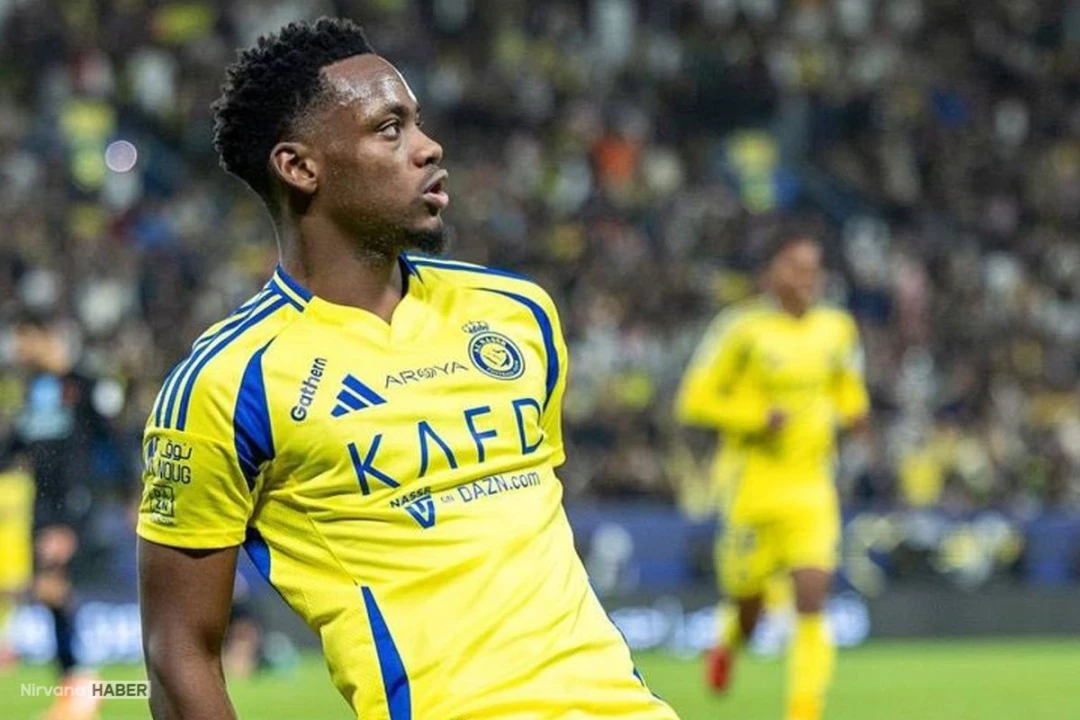 Galatasaray'dan transfer bombası: Eski Fenerbahçeli yıldız imzaya çok yakın