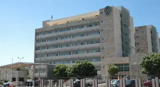 Antalya Büyükşehir Belediyesine yönelik soruşturmada 2 zanlı tutuklandı