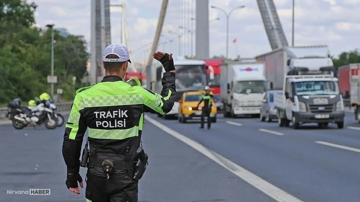 İstanbullular dikkat! 19 Mayıs'ta bu yollar trafiğe kapatılıyor