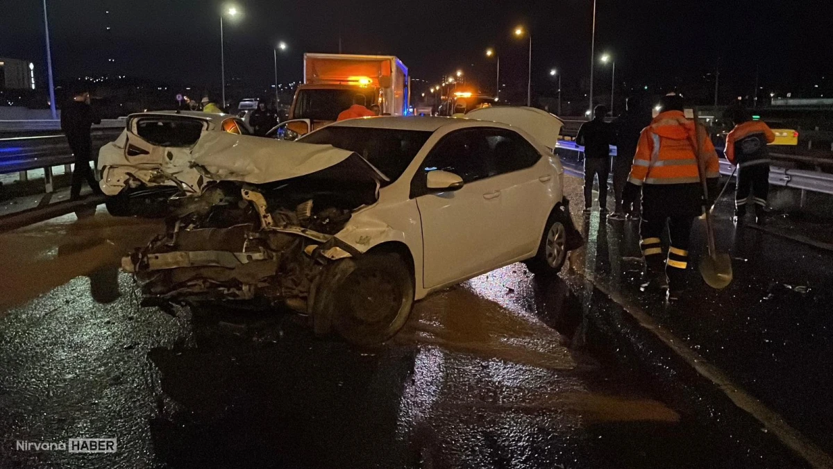 Ataşehir’de zincirleme kaza: 8 araç birbirine girdi