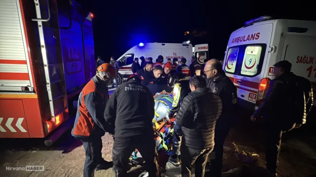 Düzce'de yamaçta mahsur kalan 3 kişi kurtarıldı