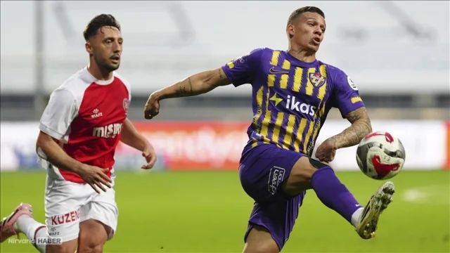 Karagümrük öne geçti ama yetmedi! Eyüpspor ilk yarıyı geri dönüşle önde kapattı