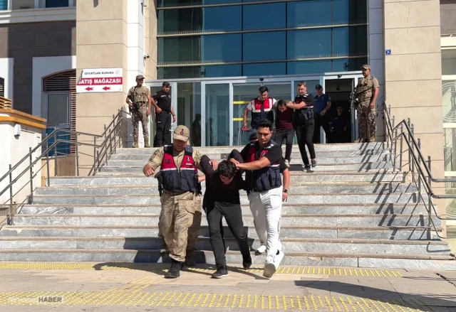 Şanlıurfa'da cinsel saldırı iddiasında 14 kişi tutuklandı