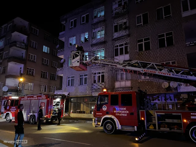 Kayseri'de gece yarısı korkutan yangın