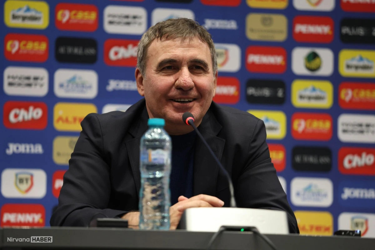 Romanya’da Hagi dönemi başladı: Lucescu’nun yerine geçti!