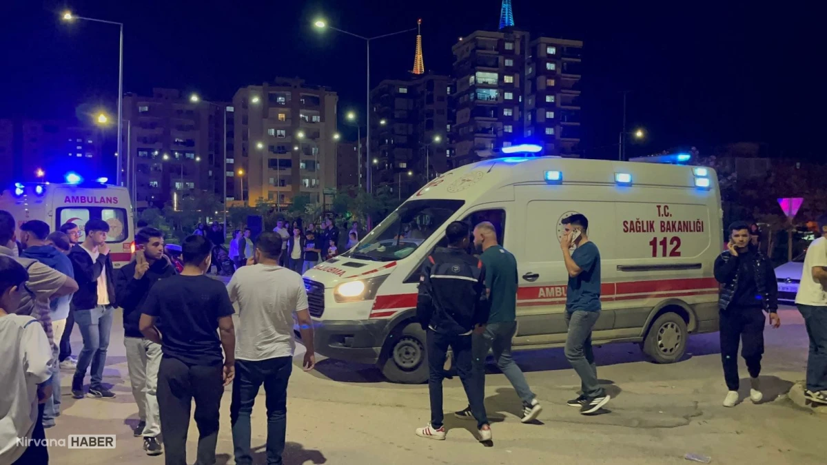 Adana’da iki otomobil çarpıştı: 4 kişi yaralandı
