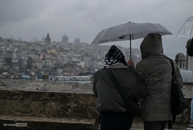 İstanbul’da sağanak yağmur etkili olmaya devam ediyor