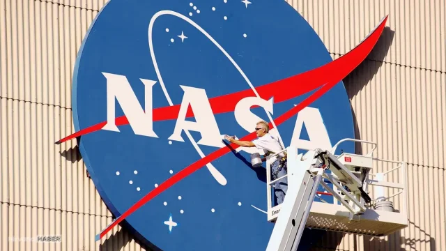 NASA Artemis III için SpaceX ile Blue Origin araçlarını belirledi