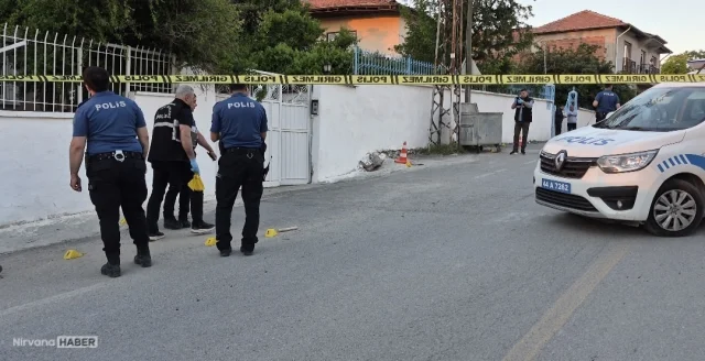 Malatya'da sürücüler trafikte kavga etti 2 kişi yaralandı