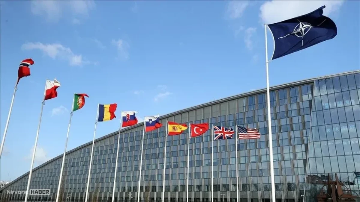 Başkentteki NATO Zirvesi'ne özel hazırlık: Taksiciler, gönüllü elçi oldu