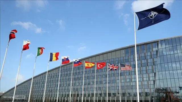 Başkentteki NATO Zirvesi'ne özel hazırlık: Taksiciler, gönüllü elçi oldu