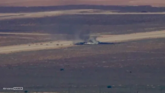 ABD Hava Kuvvetlerine ait B-52 bombardıman uçağı California'da düştü