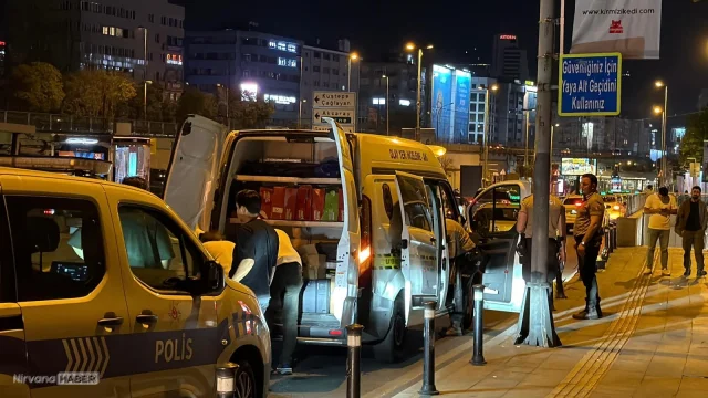 Şişli’de yolcusunun saldırısına uğrayan taksi şoförü ağır yaralandı