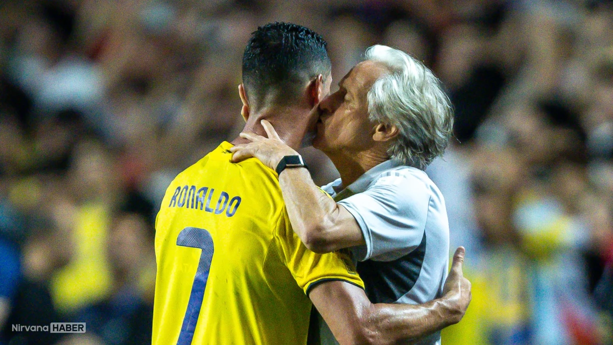Jorge Jesus efsane yıldız Cristiano Ronaldo'nun futbolu bırakacağı takımı duyurdu