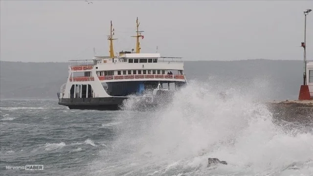 Güney Marmara’da feribot alarmı: Seferler peş peşe iptal!