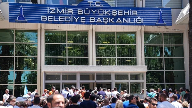 İzmir'deki operasyonda eski başkanlar hakkında tutuklama!