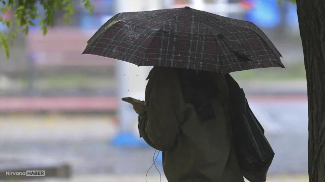 Meteoroloji'den 3 ile sarı kodlu uyarı: Kuvvetli sağanak yağış bekleniyor