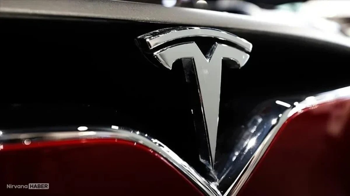 Tesla'nın net kârı düştü! Gelir rekor seviyeye ulaştı