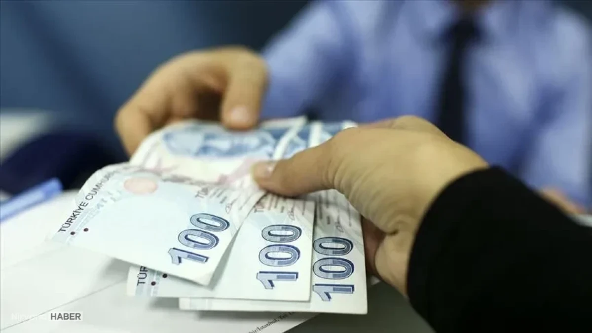Üniversite adaylarına müjde: Binlerce öğrenciye burs imkanı!