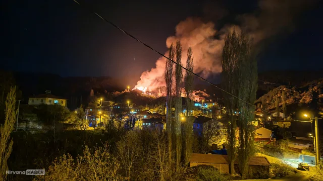 Manisa'da evde çıkan yangında 1 kişi dumandan etkilendi