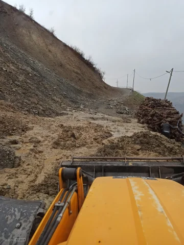 Siirt’te sağanak sonrası hasar tespiti sürüyor: Tarım alanları zarar gördü