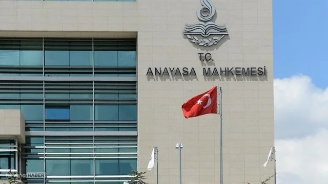 AYM küçük belediyeler için kararını verdi! O nüfusun altındakiler dikkat