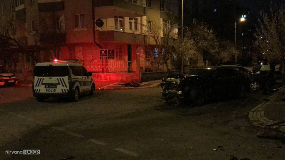 Kayseri'de iki otomobil çarpıştı: 5 kişi yaralandı
