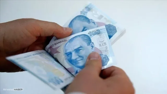 Milyonlarca emekliyi ilgilendiren maaş düzenlemesinde kritik adım atıldı