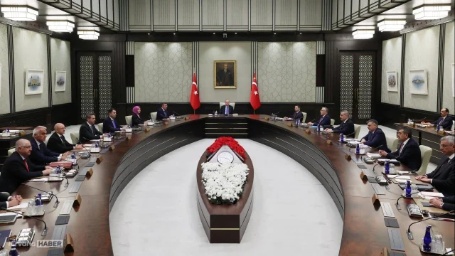 Beştepe'deki kritik Kabine toplantısında masada hangi dev başlıklar var?