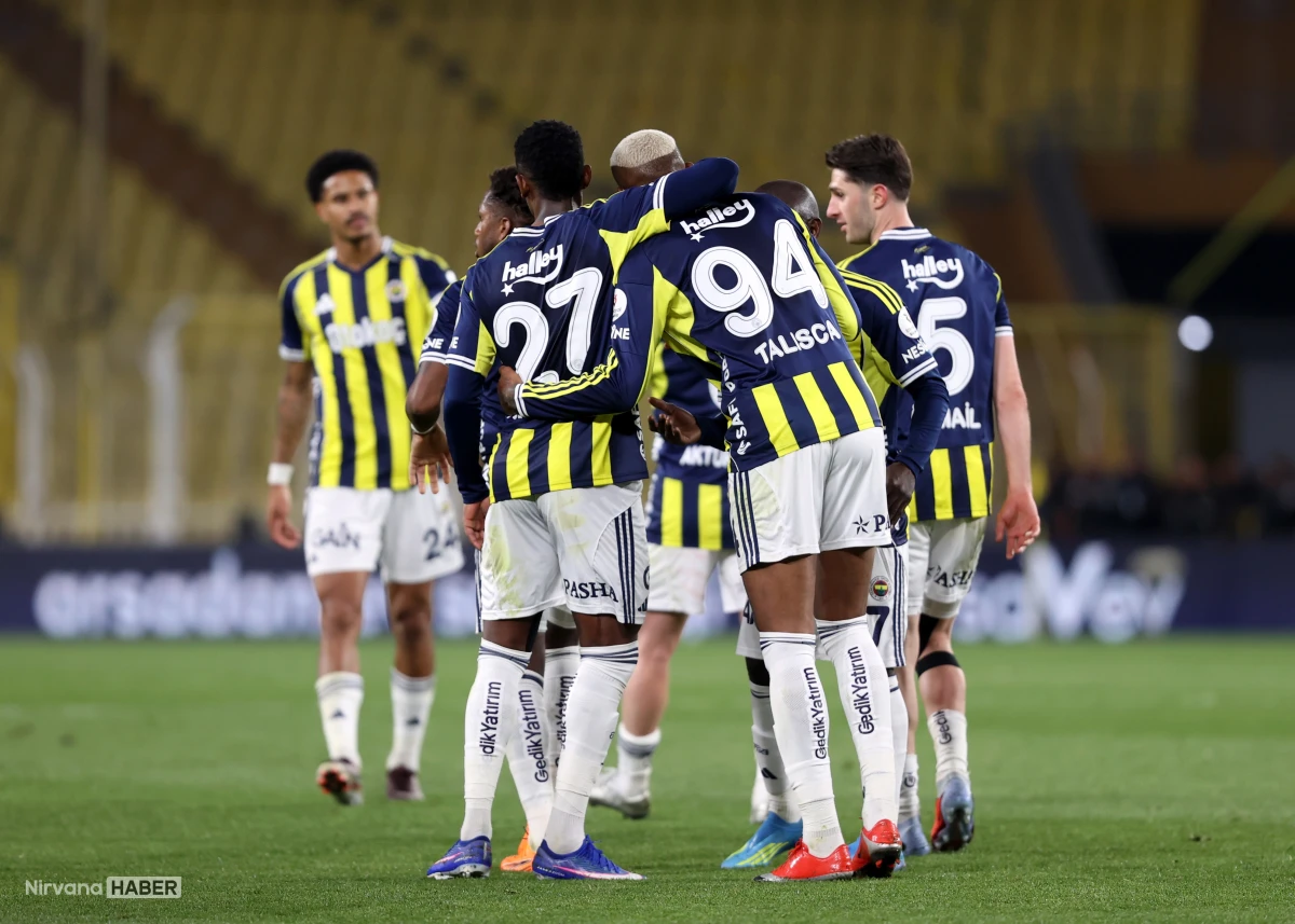 Fenerbahçe Rams Başakşehir'i Talisca'nın golleriyle mağlup etti