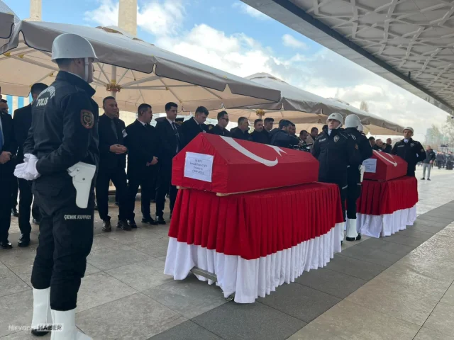 Katar'da şehit olan ASELSAN teknisyenlerine veda!