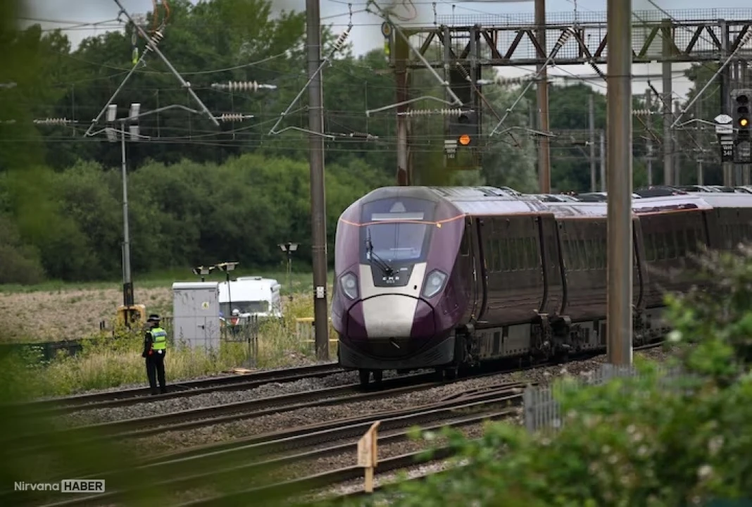 Londra yakınlarında feci tren kazası: İngiltere yasta