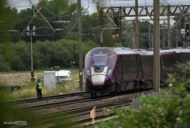 Londra yakınlarında feci tren kazası: İngiltere yasta