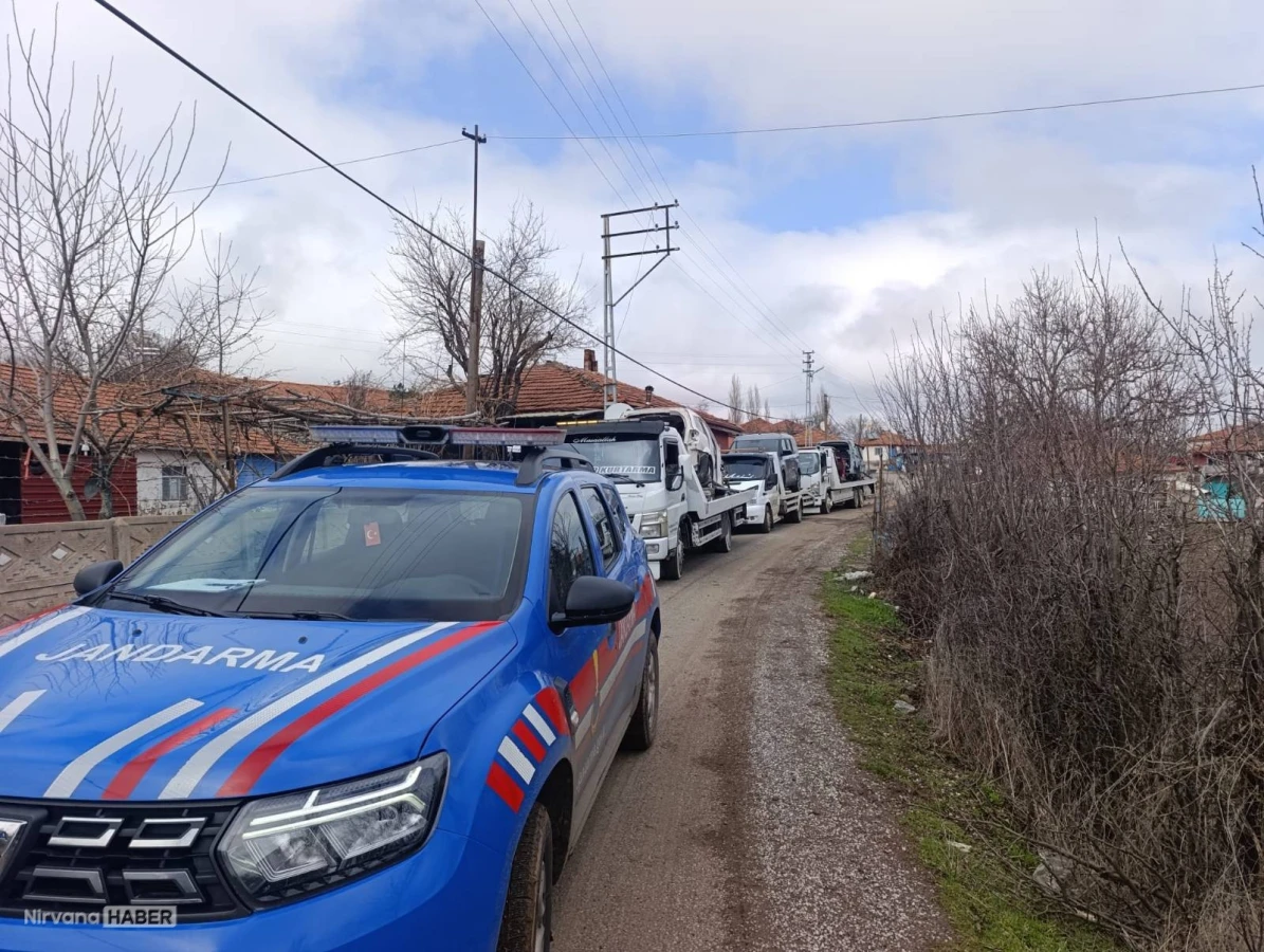 Yozgat merkezli çalıntı araç operasyonunda 4 şüpheli gözaltına alındı