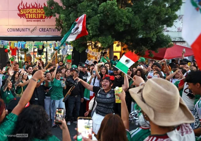Los Angeles’ta Dünya Kupası: Meksikalı taraftarların stadyumdaki renkli varlığı