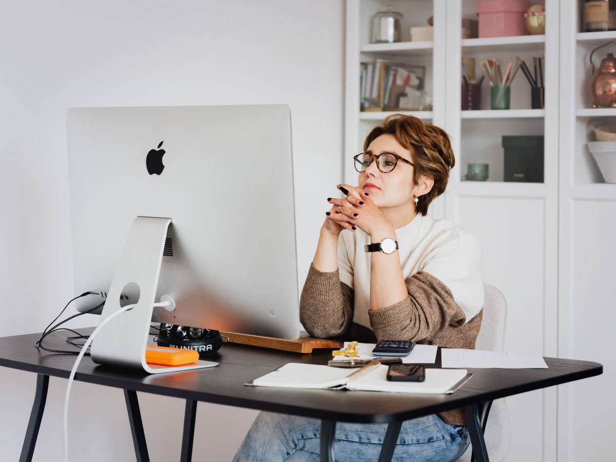 What is Influential Marketing? Going Beyond Traditional Ads to Make an Impact